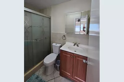 4613 NW 30th Ter, Tamarac, FL 33309 - Photo 10