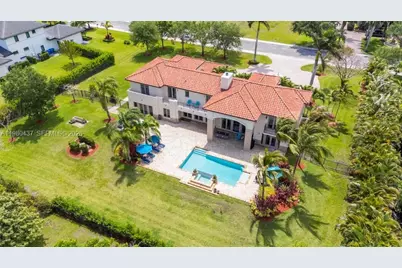 13425 SW 37th Pl, Davie, FL 33330 - Photo 2