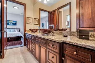 13425 SW 37th Pl, Davie, FL 33330 - Photo 32