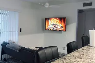 4435 Treehouse Ln, Tamarac, FL 33319 - Photo 1