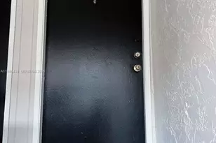 4435 Treehouse Ln, Tamarac, FL 33319 - Photo 4