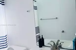 4435 Treehouse Ln, Tamarac, FL 33319 - Photo 16