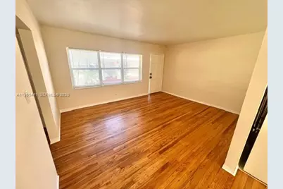 700 NE 85th St #15, Miami, FL 33138 - Photo 2