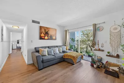 8950 NE 8th Ave #402, Miami, FL 33138 - Photo 1