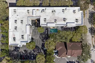 8950 NE 8th Ave, Miami, FL 33138 - Photo 20