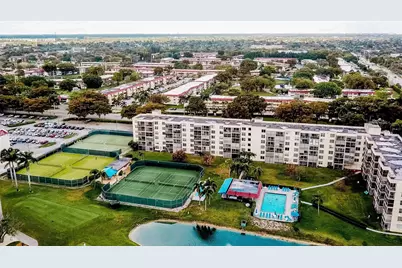 9200 N Hollybrook Lake Dr #303, Pembroke Pines, FL 33025 - Photo 8