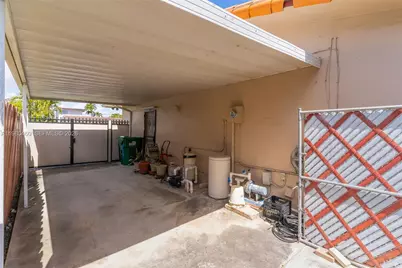 9310 SW 20th St, Miami, FL 33165 - Photo 28