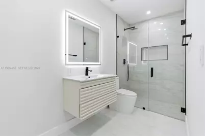 1840 NE 199th St, Miami, FL 33179 - Photo 24