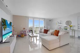 7133 Bay Dr, Miami Beach, FL 33141 - Photo 4