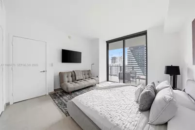 88 SW 7th St #1010, Miami, FL 33130 - Photo 26