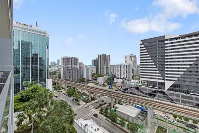 88 SW 7th St #1010, Miami, FL 33130 - Photo 24