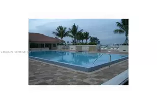 19900 E Country Club Dr, Aventura, FL 33180 - Photo 8