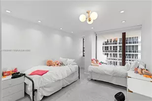 10205 Collins Ave, Bal Harbour, FL 33154 - Photo 20