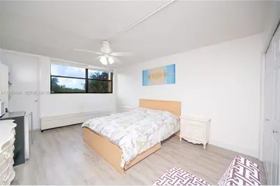 16400 Golf Club Rd #305, Weston, FL 33326 - Photo 12