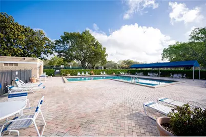 16400 Golf Club Rd #305, Weston, FL 33326 - Photo 28