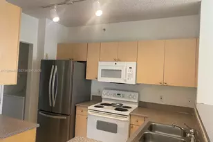 7980 N Nob Hill Rd, Tamarac, FL 33321 - Photo 2