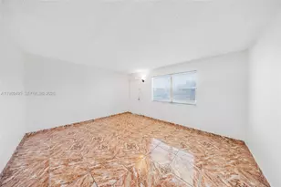 301 NW 177th St, Miami Gardens, FL 33169 - Photo 4