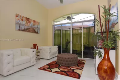 8733 NW 76th Dr, Tamarac, FL 33321 - Photo 10
