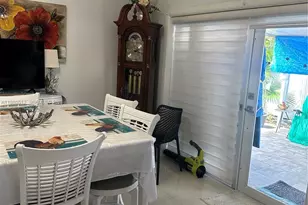 2501 W 73rd Pl, Hialeah, FL 33016 - Photo 14