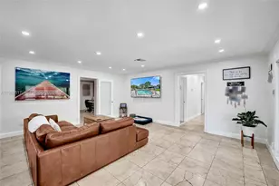 1015 S 14th Ave, Hollywood, FL 33020 - Photo 12