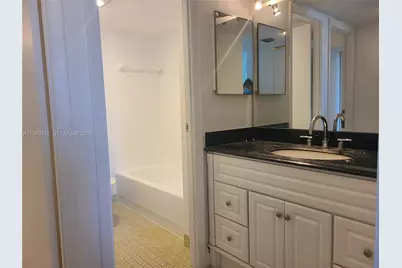 20335 W Country Club Dr #705, Aventura, FL 33180 - Photo 10