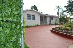 19901 SW 92nd Ave, Cutler Bay, FL 33157 - Photo 1