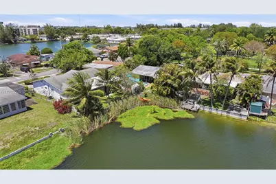 737 SW 2nd Ct, Hallandale Beach, FL 33009 - Photo 50