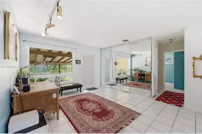 737 SW 2nd Ct, Hallandale Beach, FL 33009 - Photo 10