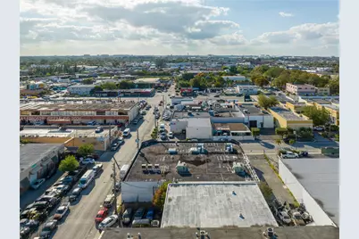 2585 NW 21st Ter, Miami, FL 33142 - Photo 32
