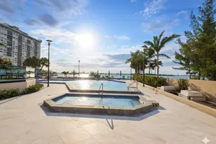 11113 Biscayne Blvd, Miami, FL 33181 - Photo 42