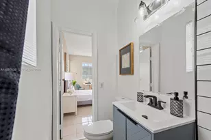 301 86th St, Miami Beach, FL 33141 - Photo 16