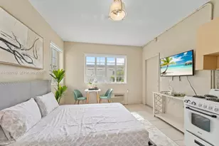 301 86th St, Miami Beach, FL 33141 - Photo 1