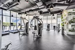 55 SW 9th St, Miami, FL 33130 - Photo 30