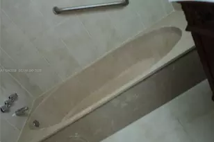 1301 NE 7th St, Hallandale Beach, FL 33009 - Photo 10