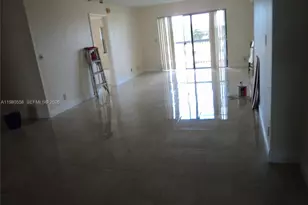 1301 NE 7th St, Hallandale Beach, FL 33009 - Photo 4