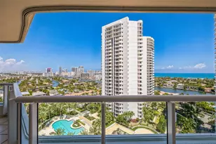 21205 Yacht Club Dr, Aventura, FL 33180 - Photo 28