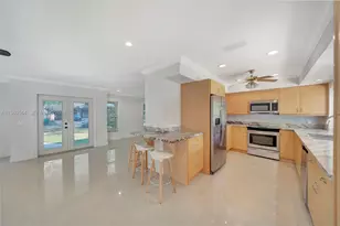 5137 SW 87th Terrace, Cooper City, FL 33328 - Photo 14