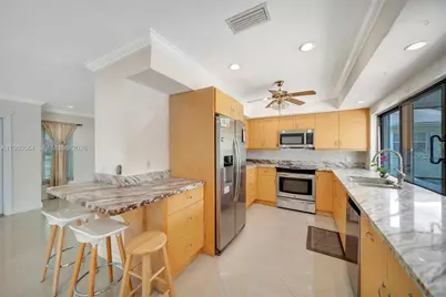 5137 SW 87th Ter, Cooper City, FL 33328 - Photo 4