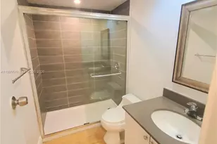 1650 NE 115th St, Miami, FL 33181 - Photo 8