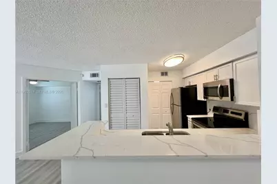 640 S Park Rd #12-4, Hollywood, FL 33021 - Photo 8