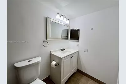 640 S Park Rd #12-4, Hollywood, FL 33021 - Photo 22
