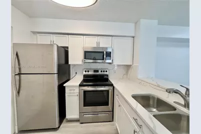 640 S Park Rd #12-4, Hollywood, FL 33021 - Photo 10