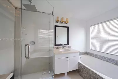 1400 Meadows Blvd #0, Weston, FL 33327 - Photo 18