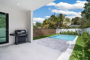 2943 SW 21st St, Miami, FL 33145 - Photo 14