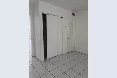 1280 W 54th St #122B, Hialeah, FL 33012 - Photo 10