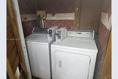 6837 SW 39th Ter #B, Miami, FL 33155 - Photo 16