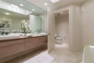 17111 Biscayne Blvd, North Miami Beach, FL 33160 - Photo 18