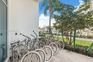 17111 Biscayne Blvd, North Miami Beach, FL 33160 - Photo 22