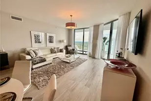 17111 Biscayne Blvd, North Miami Beach, FL 33160 - Photo 14