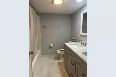 230 Lakeview Dr #209, Weston, FL 33326 - Photo 4